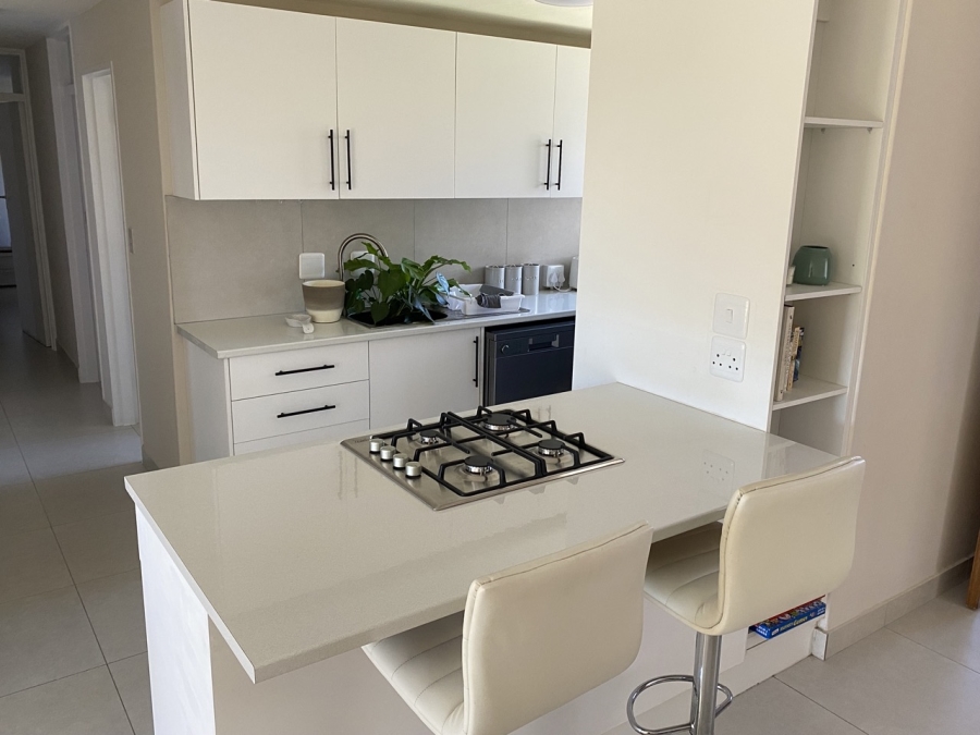4 Bedroom Property for Sale in Bowtie Western Cape